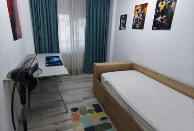 Apartament cu 3 camere în Republicii