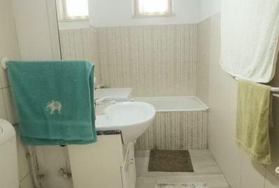 Apartament cu 3 camere în Petros - 1