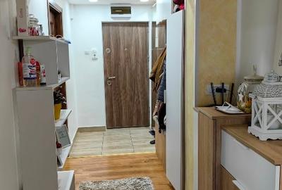 Apartament cu 4 camere decomandat, mobilat în Central - 2