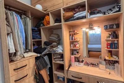 Apartament cu 2 camere decomandat în Tractorul - 2