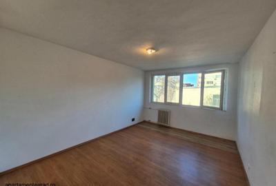 Apartament cu 2 camere decomandat în Podgoria - 1