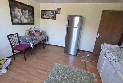 Oportunitate Unica: Vand Casa ?i Teren cu poten?ial Investi?ional in 23 August - 10