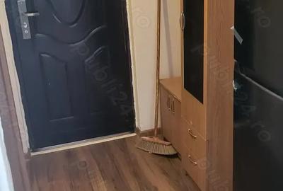 Garsonieră decomandată în Central - 2