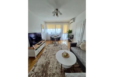 Apartament cu 2 camere semidecomandat, mobilat în 1 Mai - 2