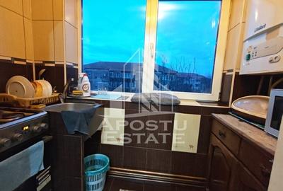 Apartament cu 2 camere, centrala proprie, zona Lipovei - 4