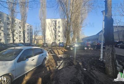 Spațiu comercial, în Păcii