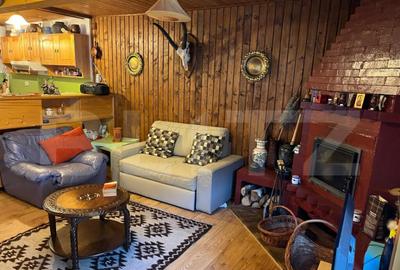 Casă cu 3 camere cu Teren 2243 Mp în Central