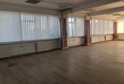 Baneasa, bdul Aerogarii, sp.birouri, 530mp, et.3, 4300euro/luna - 2