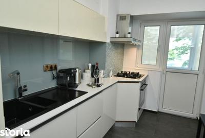 Apartament cu 3 camere decomandat în 13 Septembrie - 11