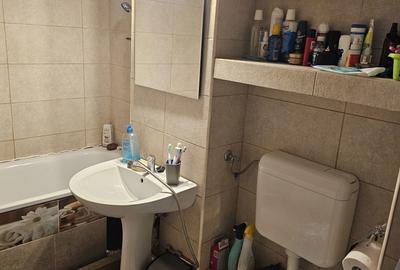 Apartament cu 3 camere decomandat în Drumul Carului - 1