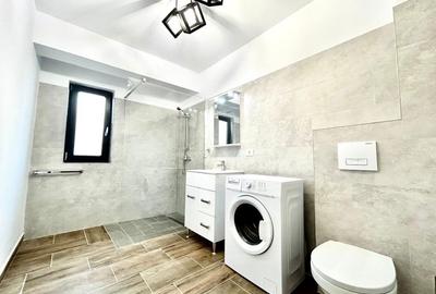 Apartament cu 3 camere decomandat în Micești