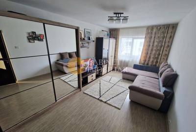 Apartament cu 2 camere decomandat în Dacia