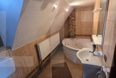 Casă cu 7 camere cu Teren 1384 Mp în Cernat - 3