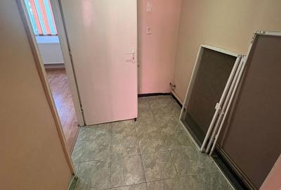 Apartament cu 3 camere decomandat în Central - 4