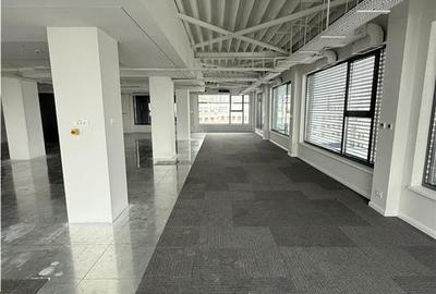 Birou, de 350 mp, în Hipodrom 2 - 6