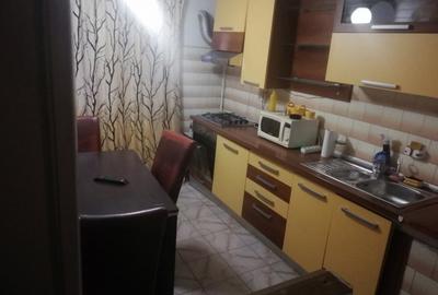 Garsonieră decomandată în Central - 1