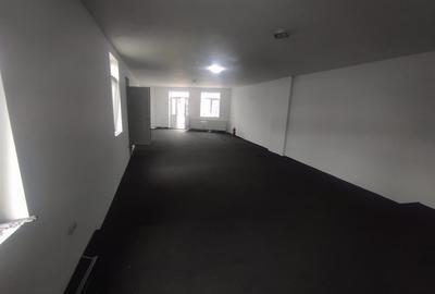 Spațiu comercial, de 100 mp, în Bariera Vâlcii - 2