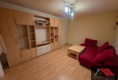 Apartament cu 3 camere semidecomandat, mobilat în Circumvalațiunii - 1