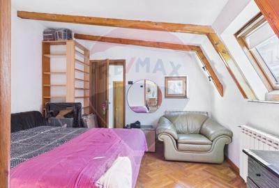 Casă cu 5 camere cu Teren 200 Mp în Grivița - 36