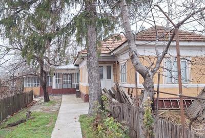 Casă cu 4 camere în Oreavul - 2