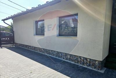 Casa / Vila cu 3 camere de vanzare in zona Sud-Est - 3