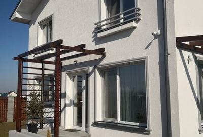 Casă individuală cu 5 camere în Exterior Nord