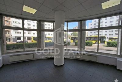 Spațiu comercial, de 50 mp, în Central - 2