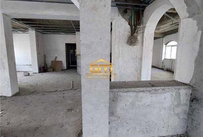 Casă cu 4 camere cu Teren 732 Mp în Milcoiu - 6