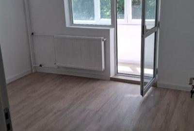 Apartament 3 Camere Decomandat, Renovat  bloc 1979 - 2