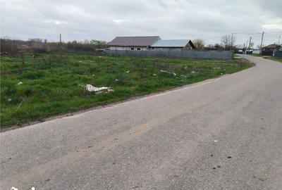 Teren de 1200 mp, în Ghimpați - 1