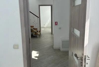 Hala Traian se inchiriaza casa pentru activitati firme 2 camere 50 mp 500 euro - 6