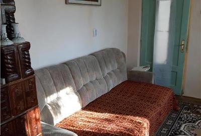 Casa cu 4 camerd?n zona Tabaci, Valenii de Munte  teren 1000 /?. - 8