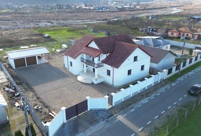 Vila deosebita Parter + Mansarda de vanzare in Odobesti - 3