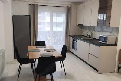 Apartament cu 2 camere decomandat în Independenței - 2