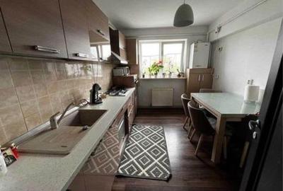 Apartament cu 3 camere decomandat în Central - 2