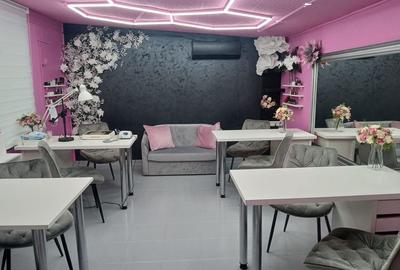 Spatiu comercial de inchiriat uverturii - 1