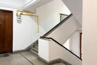 APARTAMENT CU 3 CAMERE DECOMANDAT AFLAT LANGA PIATA AMZEI - RETRAS DE LA STRADA - 4