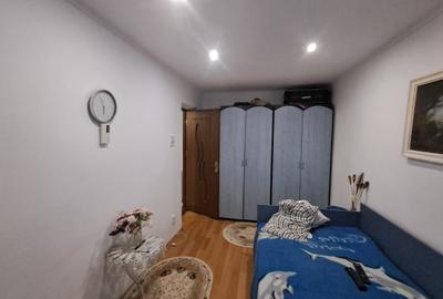 Apartament 3 camere Zona Jandarmerie - Strada Plevnei - etaj 3/3  - 65 mp - 17