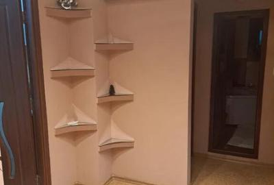 Apartament cu 2 camere decomandat în E3 - 4