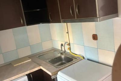 Garsoniera Central De Inchiriat mobilata si utilata corespunzator - 2