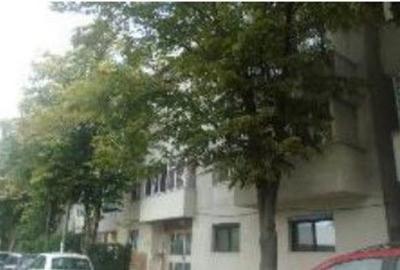 Apartament cu 3 camere decomandat în Central - 3