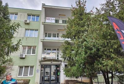 Birou, de 20 mp, în Costin Georgian - 2