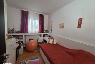 Apartament cu 3 camere semidecomandat în Albești - 4