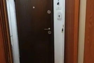 Garsoniera - zona Trocadero - 55.000 euro (Cod E11) - 3