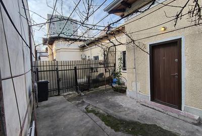 Popa Nan, 2 camere, curte proprie - 4