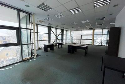 Casă individuală cu 16 camere cu Canalizare în Băneasa - 12