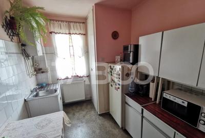 Apartament cu 3 camere la etajul 2 in zona Mihai Viteazul - 3
