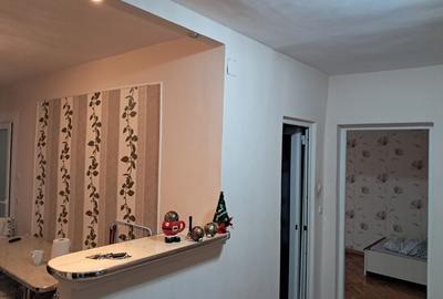 Apartament cu 2 camere decomandat în Rogerius - 4