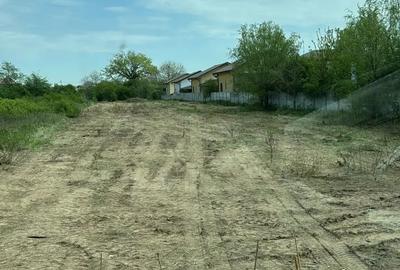 Teren de 400 mp, în Săbăreni - 2