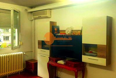 Apartament cu 2 camere decomandat, mobilat în Berceni